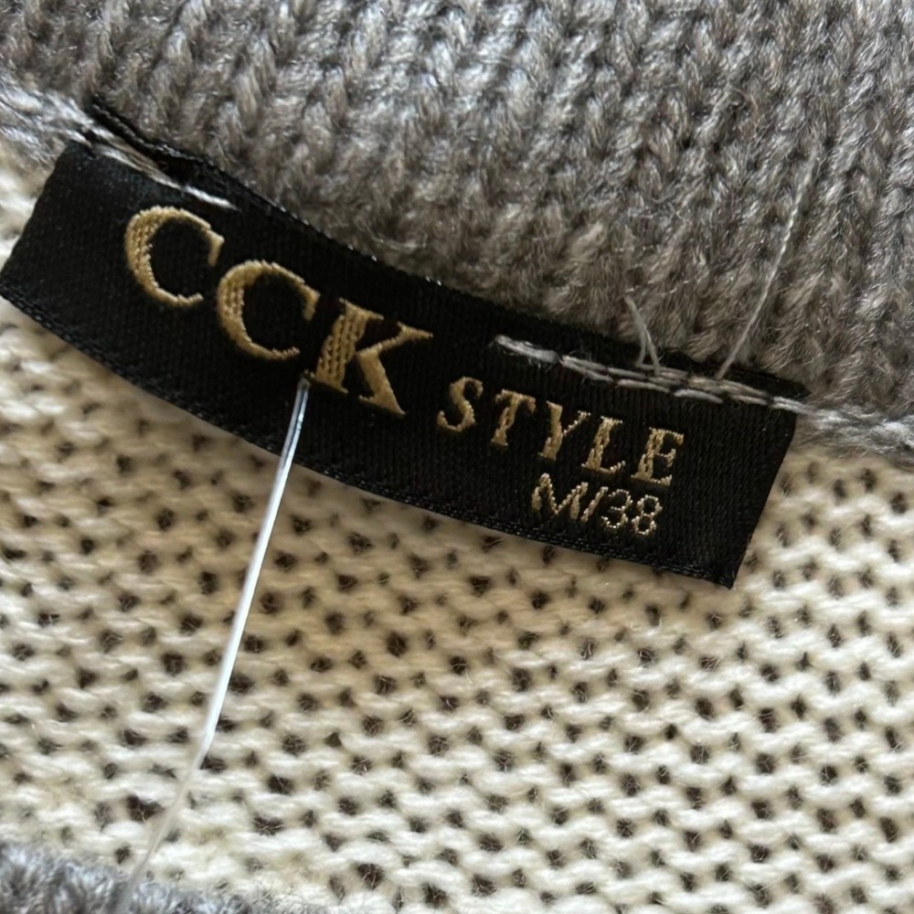 CCK Style Womens Sweater Medium Gray White Black Nordic Fair Isle Knit Pullover - Picture 3 of 7